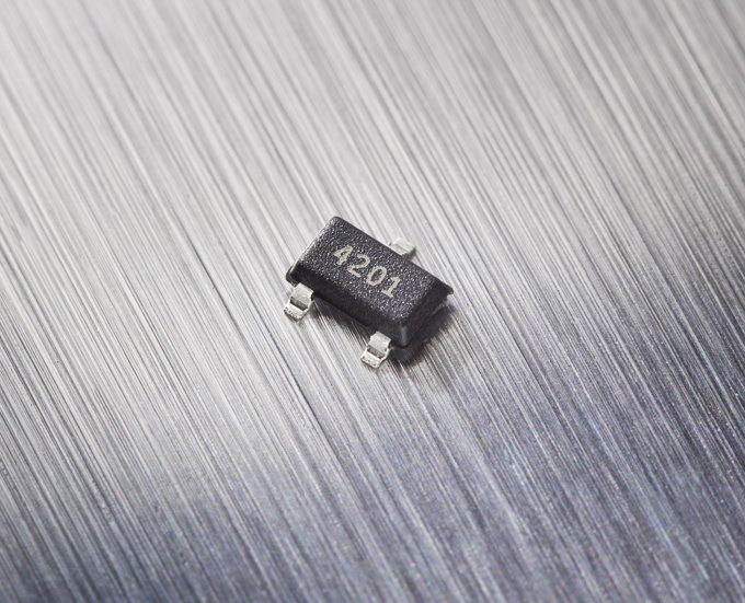 2wire HallEffect Switch/Latch IC (MLX92242) Melexis