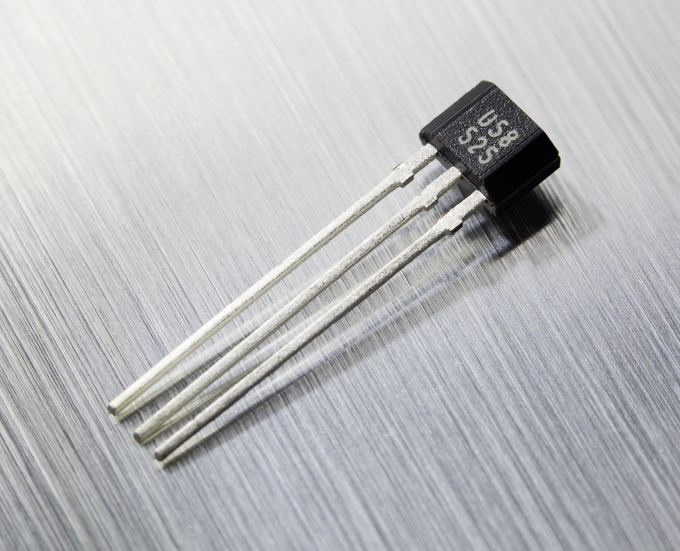 US5881KUA-AAA-000-BU