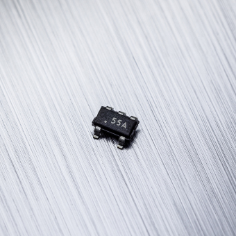 具有兩個速度輸出的雙霍爾效應鎖存器-Melexis